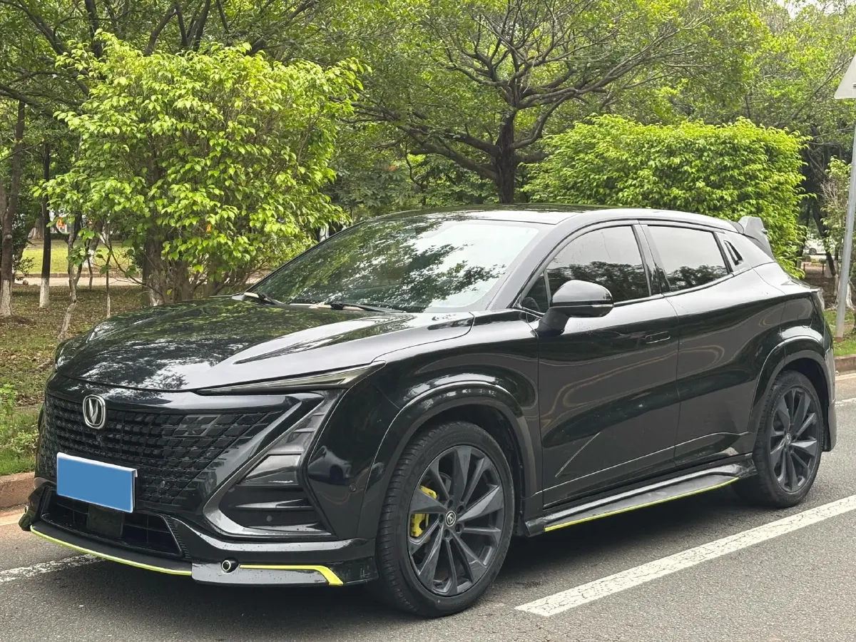 2022 ChangAn UNI-T 1.5T 188HP L4 7DCT,autocango,china used car exporter,china ev exporter,chinese used car exporter,chinese used ev exporter