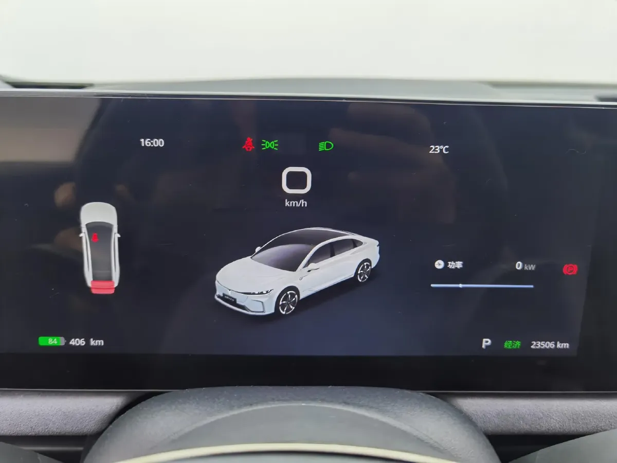 2023 Voyah ZhuiGuang BEV 82.11KWH,autocango,china used car exporter,china ev exporter,chinese used car exporter,chinese used ev exporter