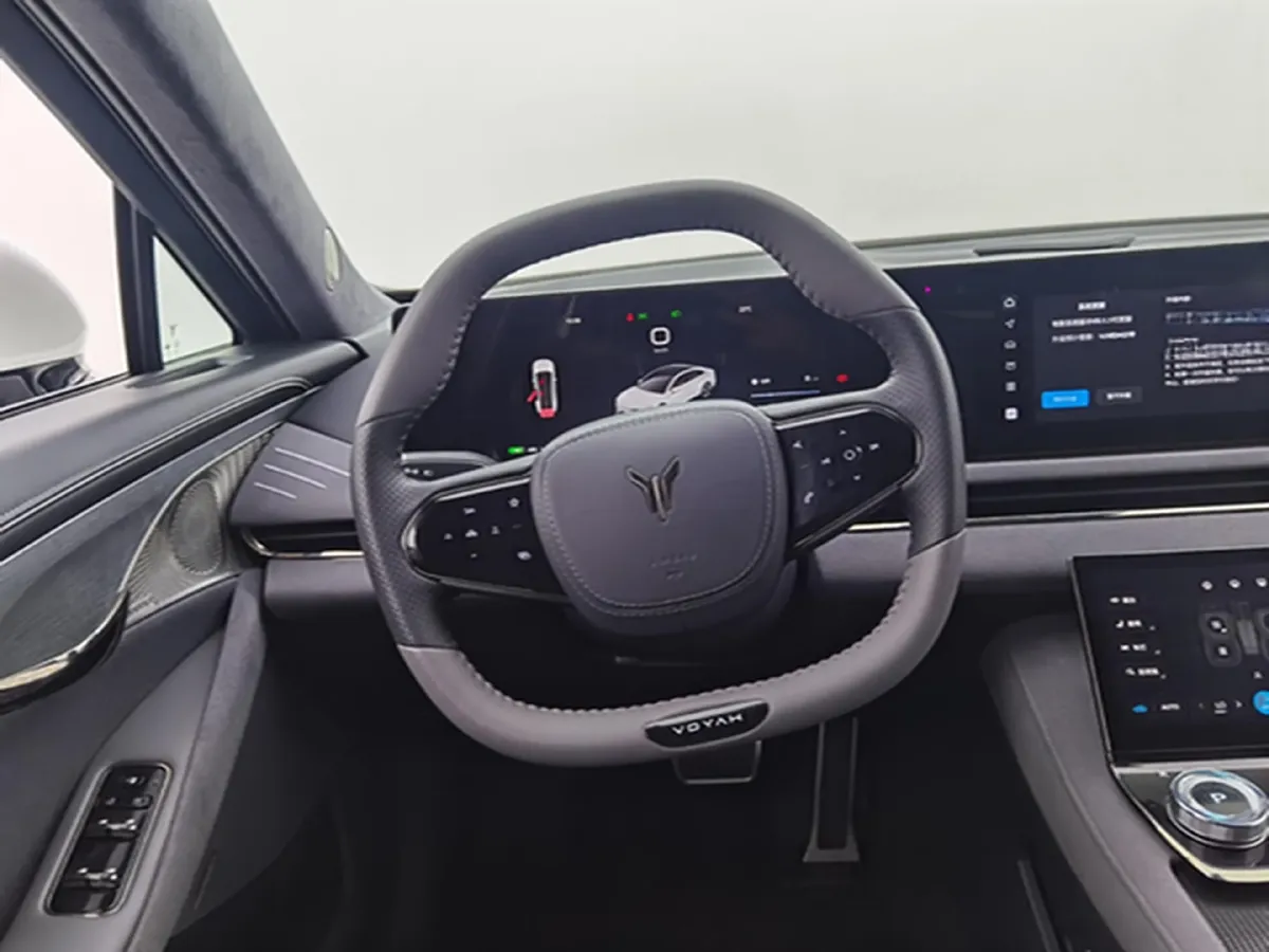 2023 Voyah ZhuiGuang BEV 82.11KWH,autocango,china used car exporter,china ev exporter,chinese used car exporter,chinese used ev exporter