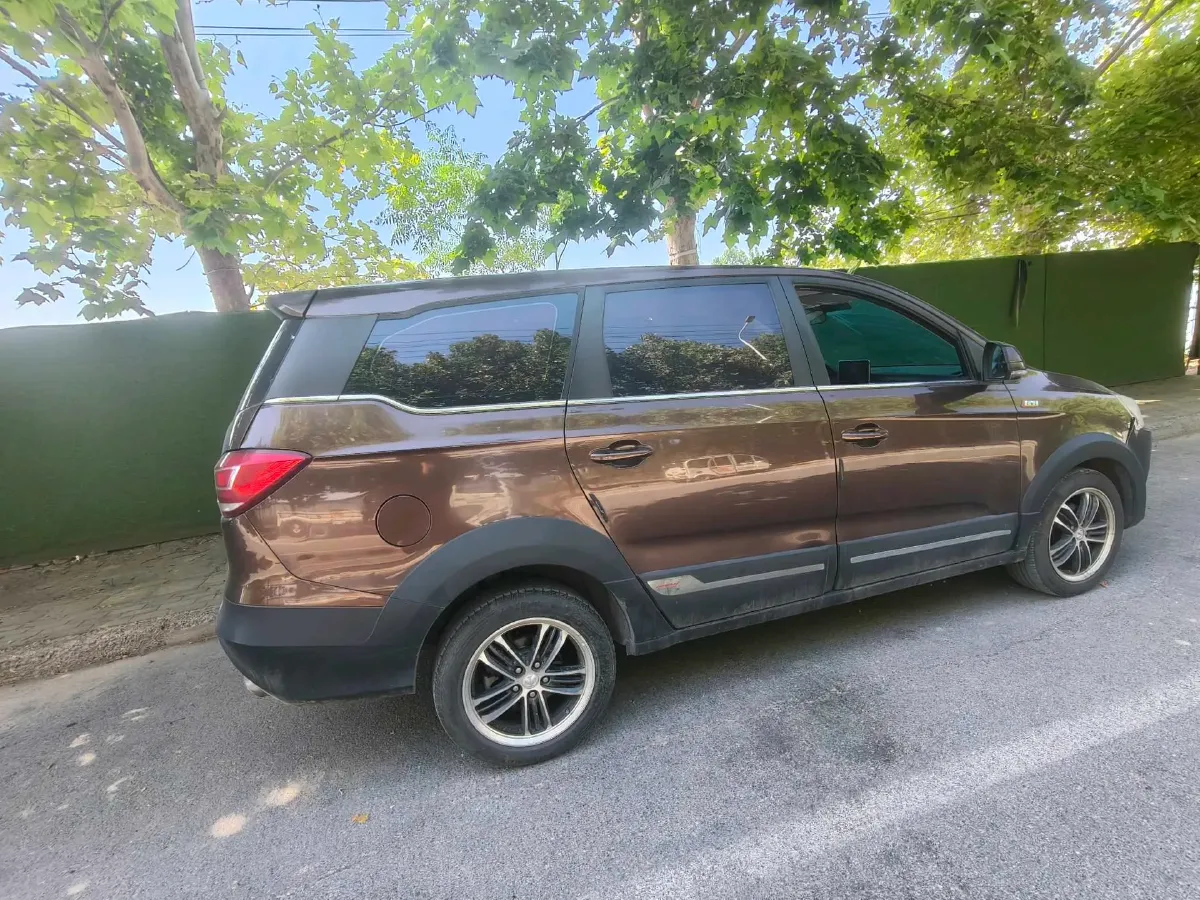 2017 BAIC WeiWang M60 1.5T 150HP L4 CVT,autocango,china used car exporter,china ev exporter,chinese used car exporter,chinese used ev exporter
