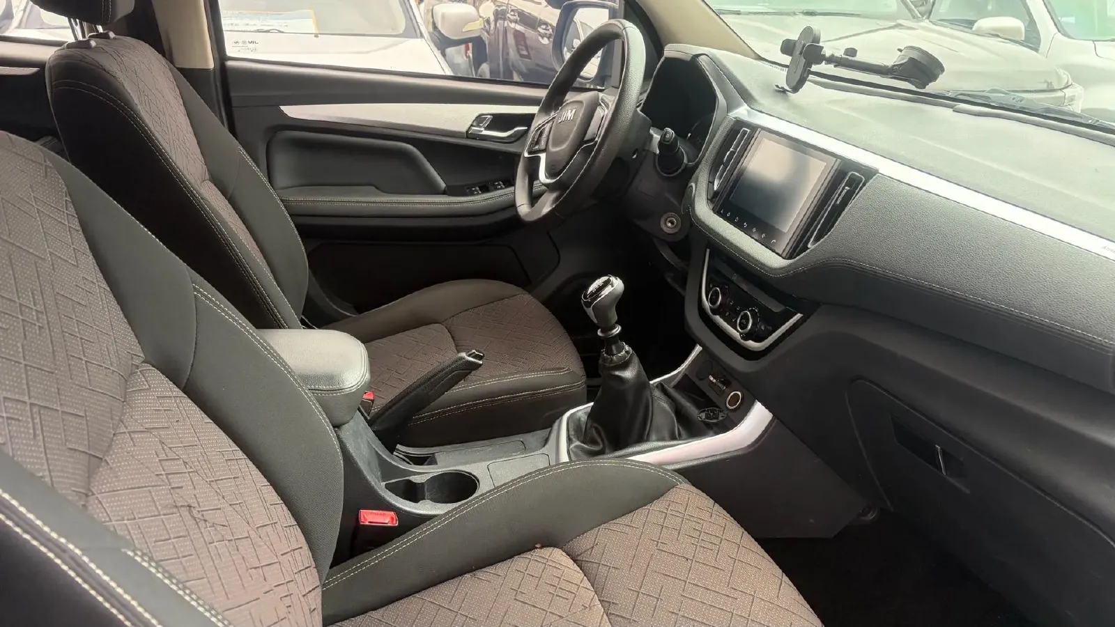 2020 Isuzu Jim 2.5T 150HP L4 6MT,autocango,china used car exporter,china ev exporter,chinese used car exporter,chinese used ev exporter