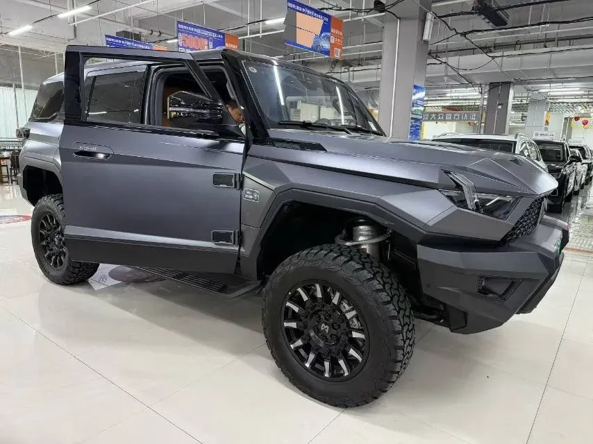 2023 M Hero 917 REEV 197HP 2AT REEV 65.8KWH,autocango,china used car exporter,china ev exporter,chinese used car exporter,chinese used ev exporter
