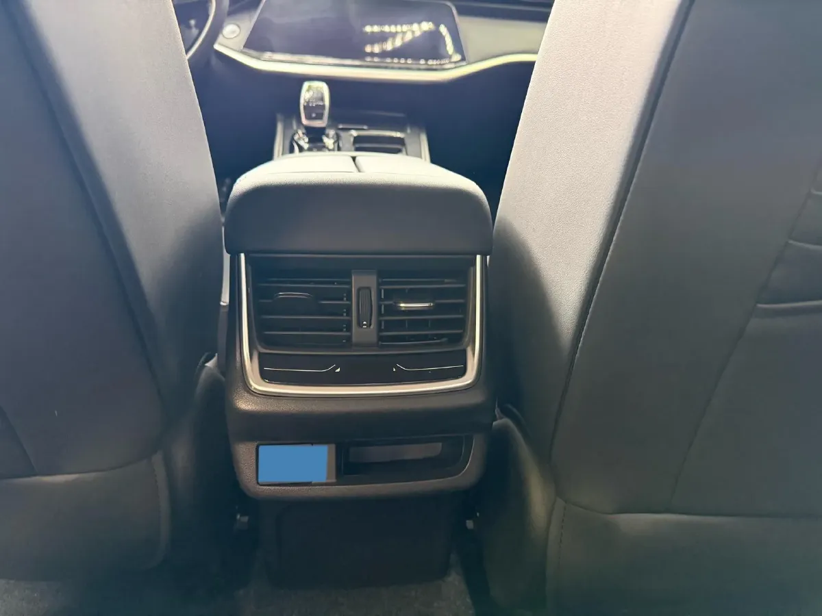 2021 DongFeng Aeolus YiXuan MAX 1.5T 190HP L4 7DCT,autocango,china used car exporter,china ev exporter,chinese used car exporter,chinese used ev exporter