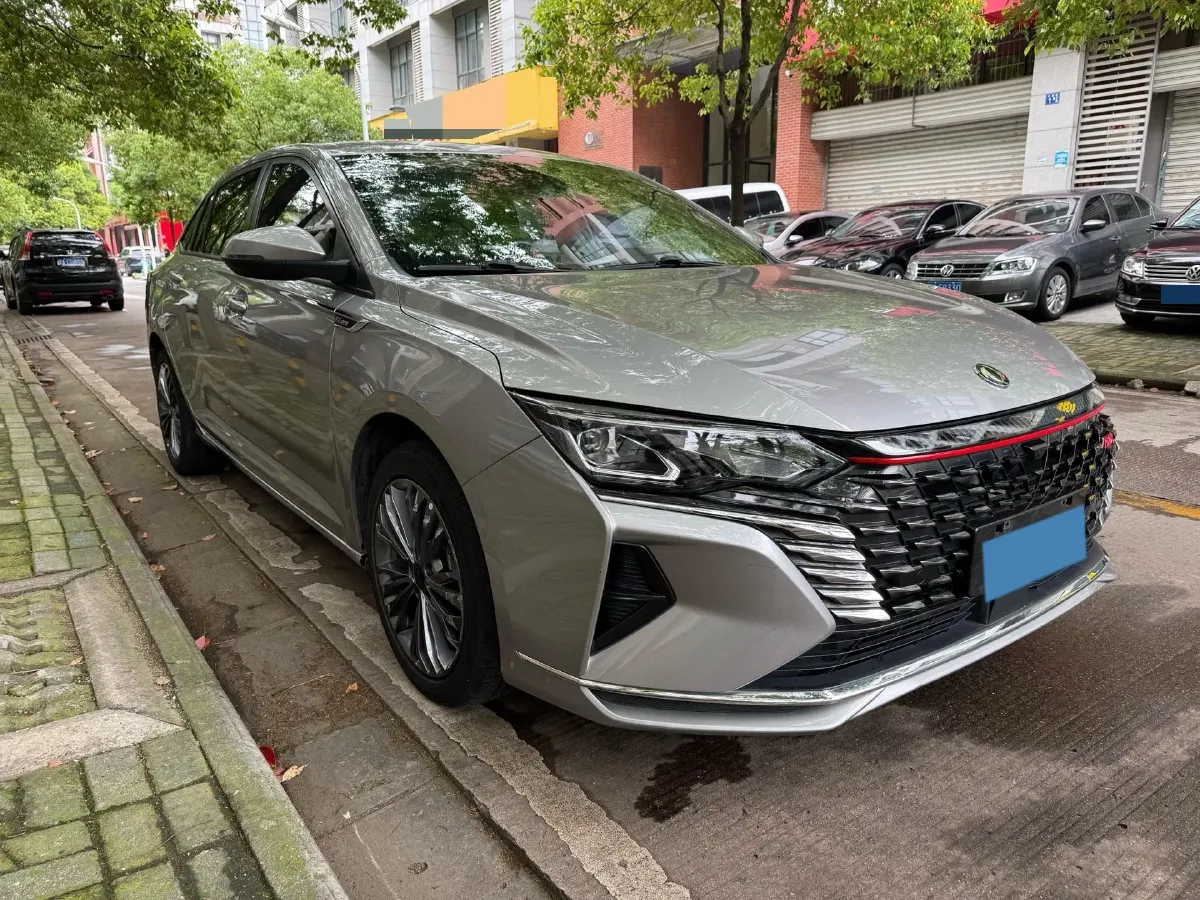 2021 DongFeng Aeolus YiXuan MAX 1.5T 190HP L4 7DCT,autocango,china used car exporter,china ev exporter,chinese used car exporter,chinese used ev exporter
