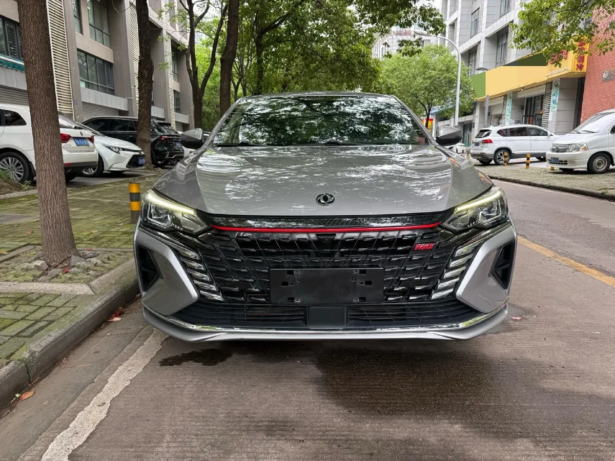 2021 DongFeng Aeolus YiXuan MAX 1.5T 190HP L4 7DCT,autocango,china used car exporter,china ev exporter,chinese used car exporter,chinese used ev exporter