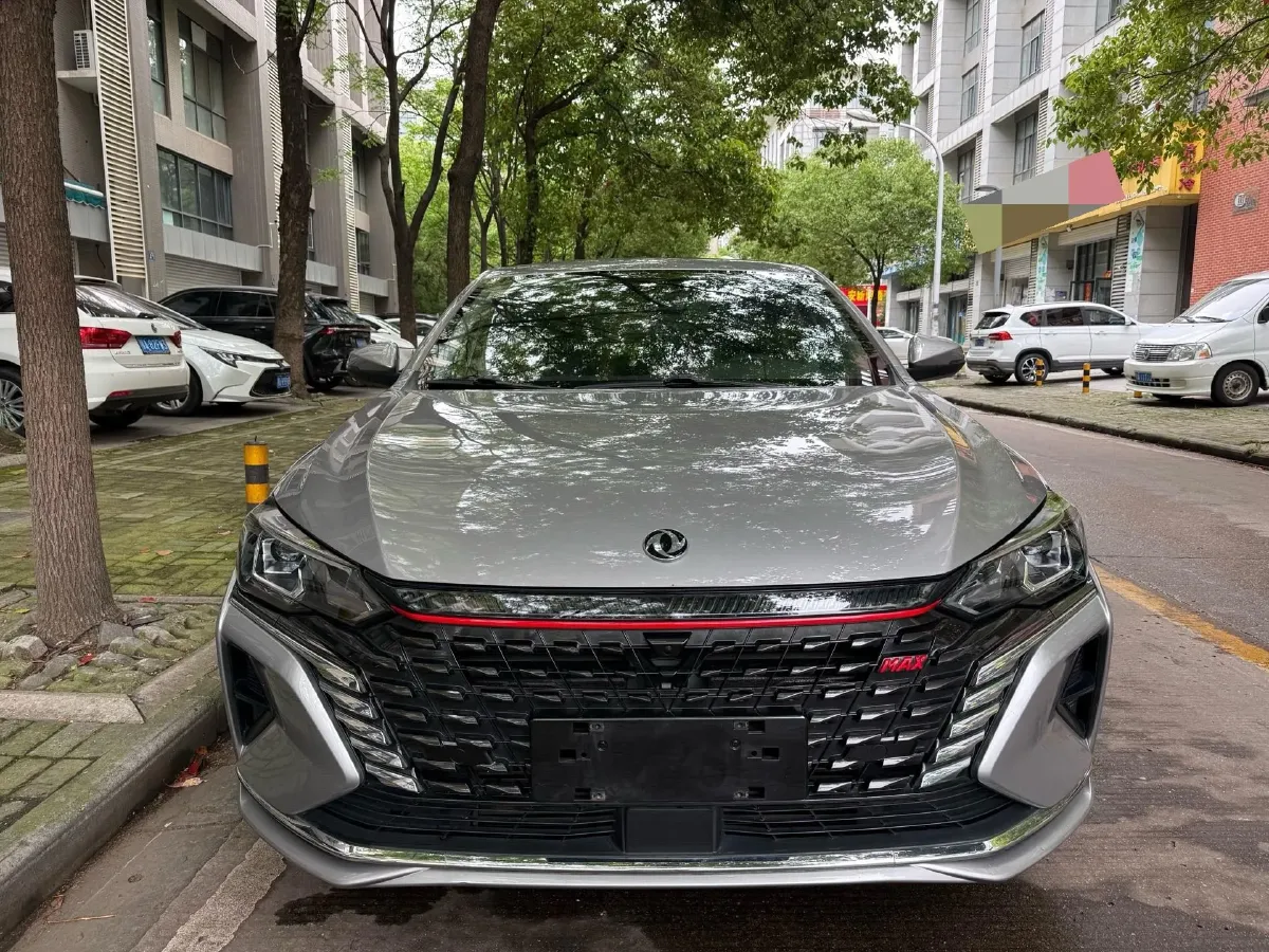 2021 DongFeng Aeolus YiXuan MAX 1.5T 190HP L4 7DCT,autocango,china used car exporter,china ev exporter,chinese used car exporter,chinese used ev exporter