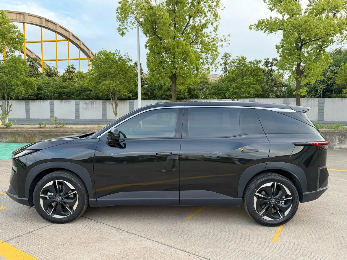 2025 Toyota BZ3X BEV 58.37KWH,autocango,china used car exporter,china ev exporter,chinese used car exporter,chinese used ev exporter