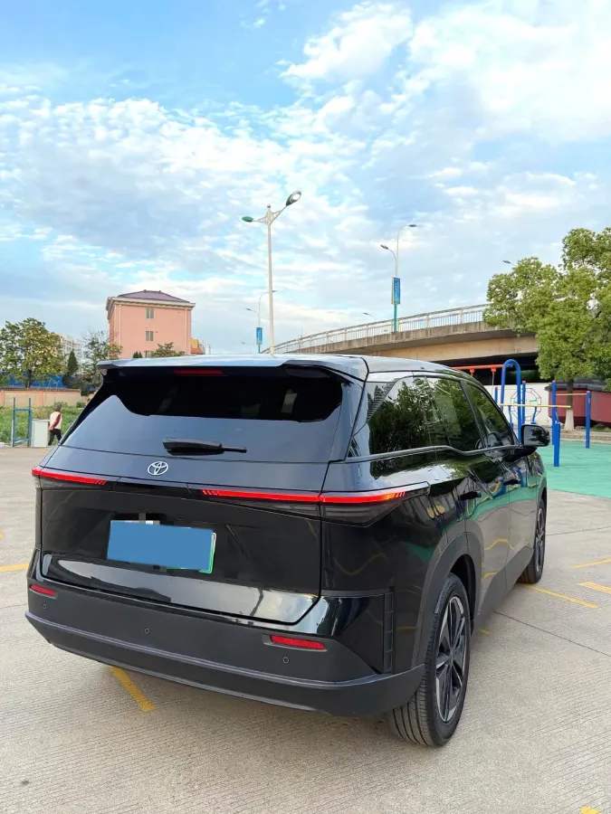 2025 Toyota BZ3X BEV 58.37KWH,autocango,china used car exporter,china ev exporter,chinese used car exporter,chinese used ev exporter