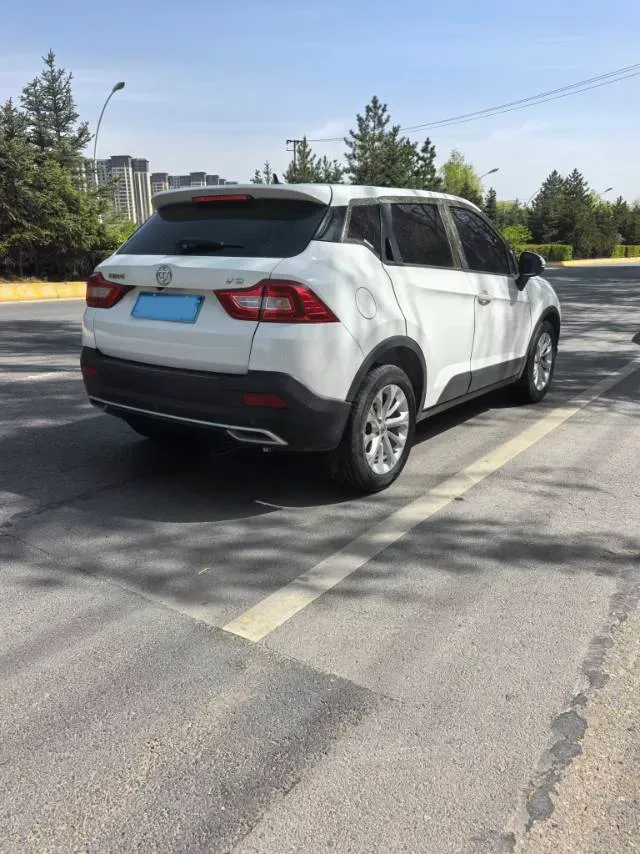 2017 Brilliance Auto V3 1.5L 112HP L4 5AT,autocango,china used car exporter,china ev exporter,chinese used car exporter,chinese used ev exporter