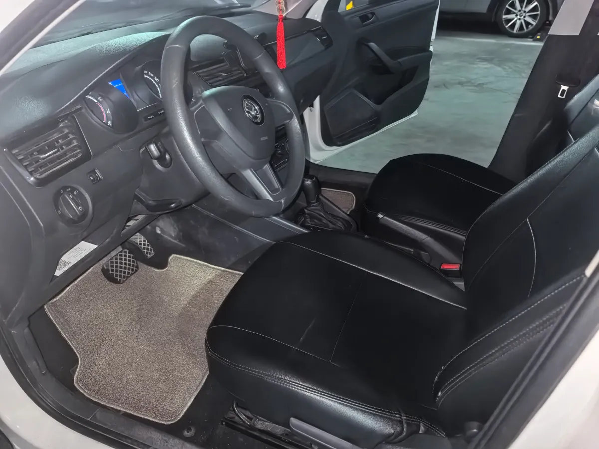 2020 DongFeng Aeolus YiXuan 1.5T 150HP L4 6DCT,autocango,china used car exporter,china ev exporter,chinese used car exporter,chinese used ev exporter
