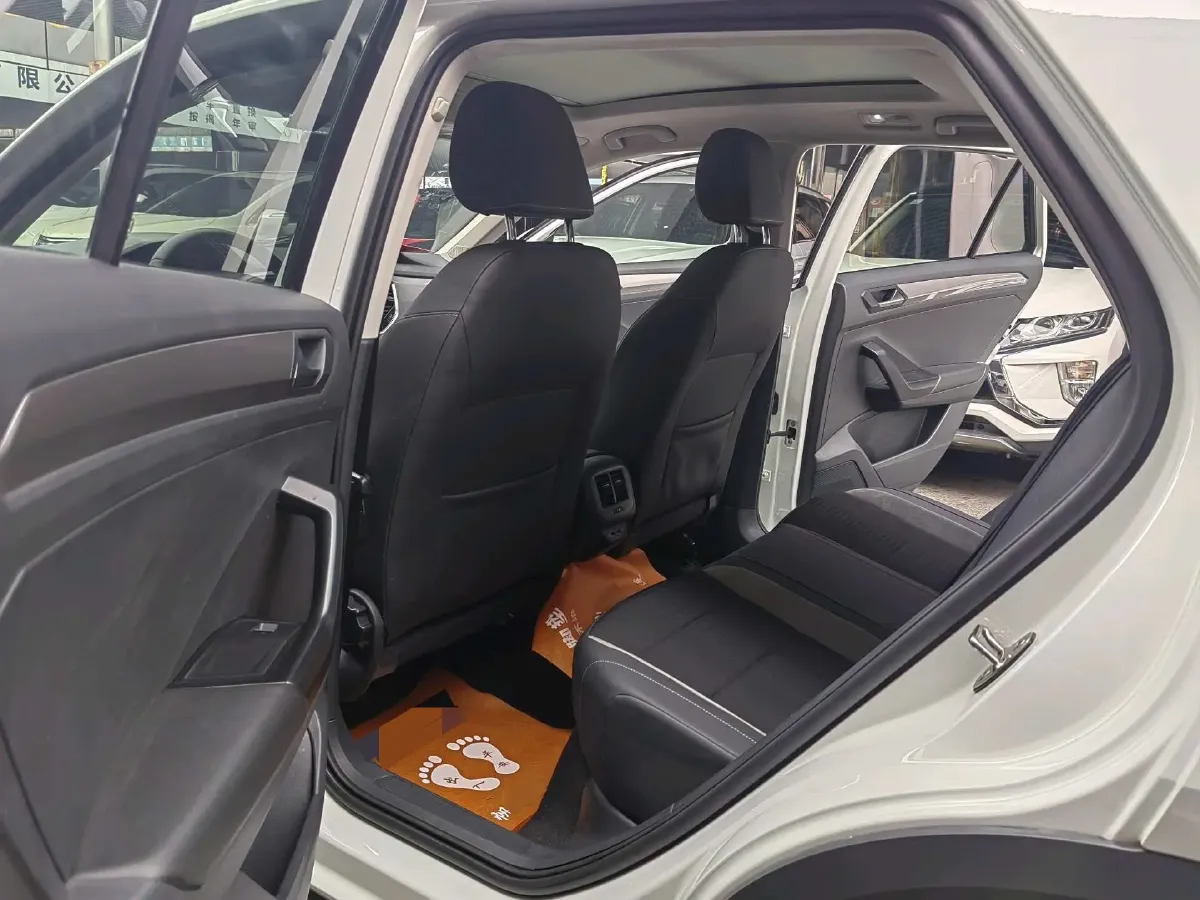2018 Borgward BX7 2.0T 224HP L4 6AT,autocango,china used car exporter,china ev exporter,chinese used car exporter,chinese used ev exporter