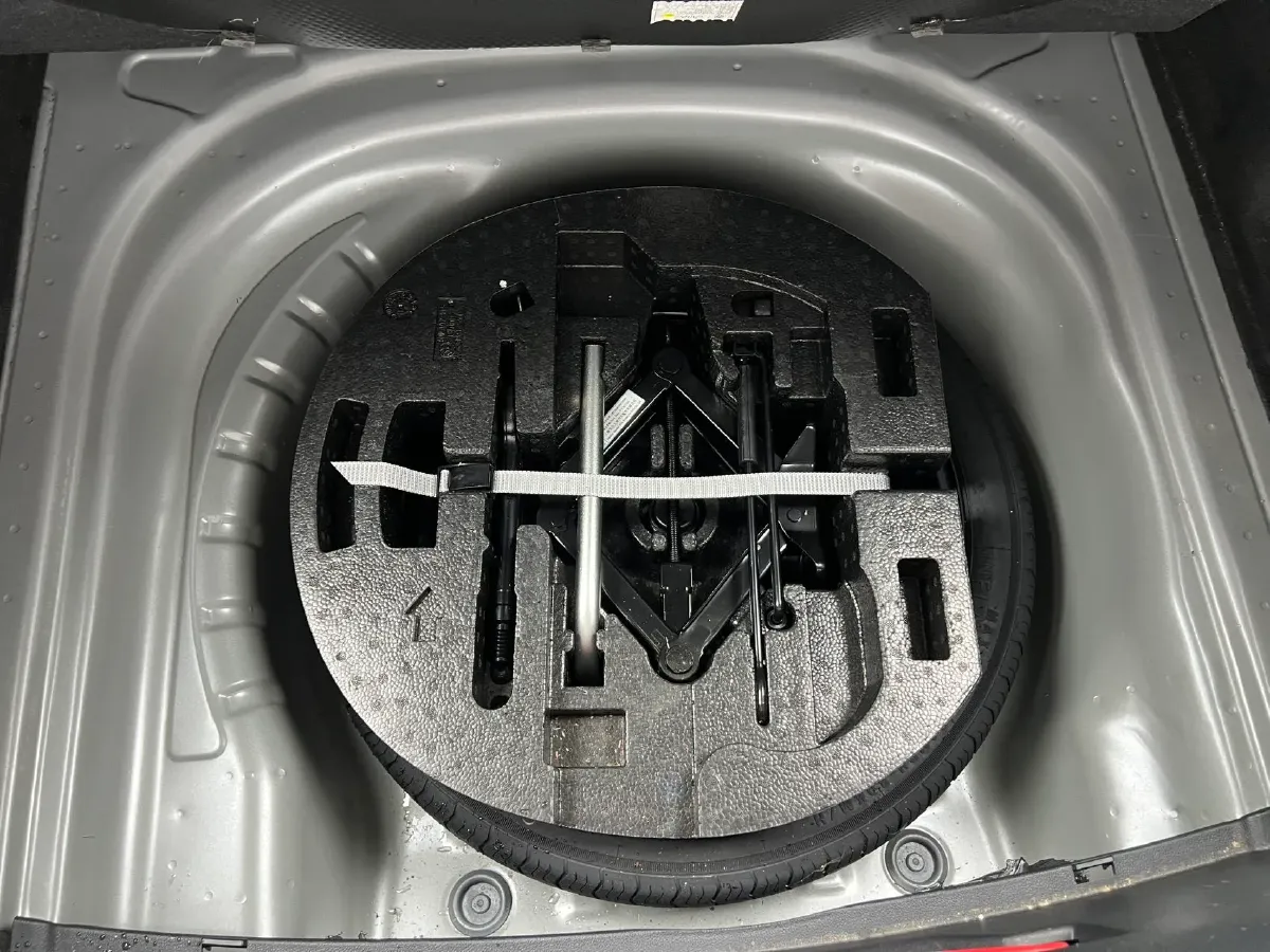 2021 Skoda Octavia 1.4T 150HP L4 7DCT,autocango,china used car exporter,china ev exporter,chinese used car exporter,chinese used ev exporter