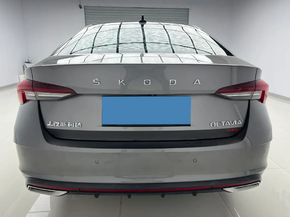 2021 Skoda Octavia 1.4T 150HP L4 7DCT,autocango,china used car exporter,china ev exporter,chinese used car exporter,chinese used ev exporter