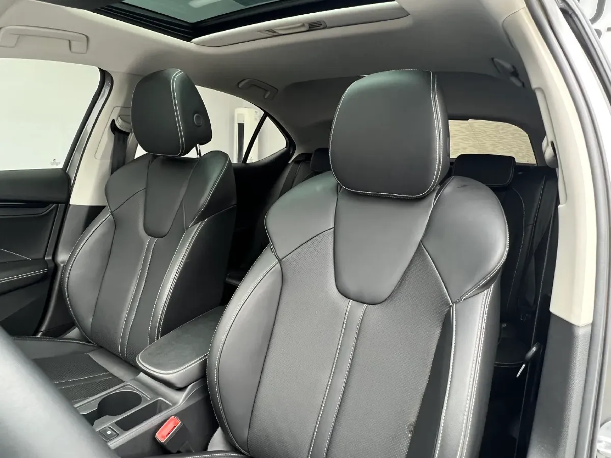 2021 Skoda Octavia 1.4T 150HP L4 7DCT,autocango,china used car exporter,china ev exporter,chinese used car exporter,chinese used ev exporter
