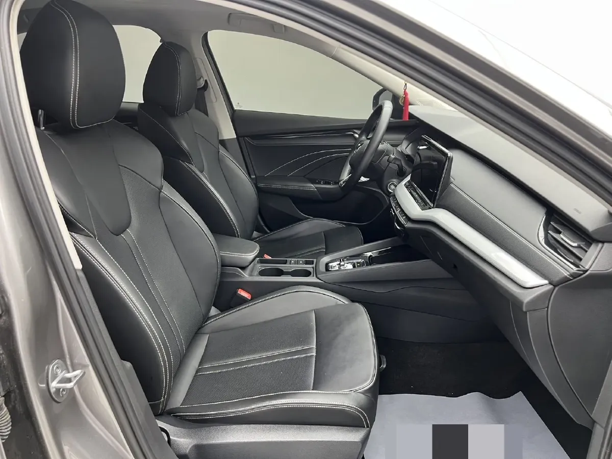 2021 Skoda Octavia 1.4T 150HP L4 7DCT,autocango,china used car exporter,china ev exporter,chinese used car exporter,chinese used ev exporter
