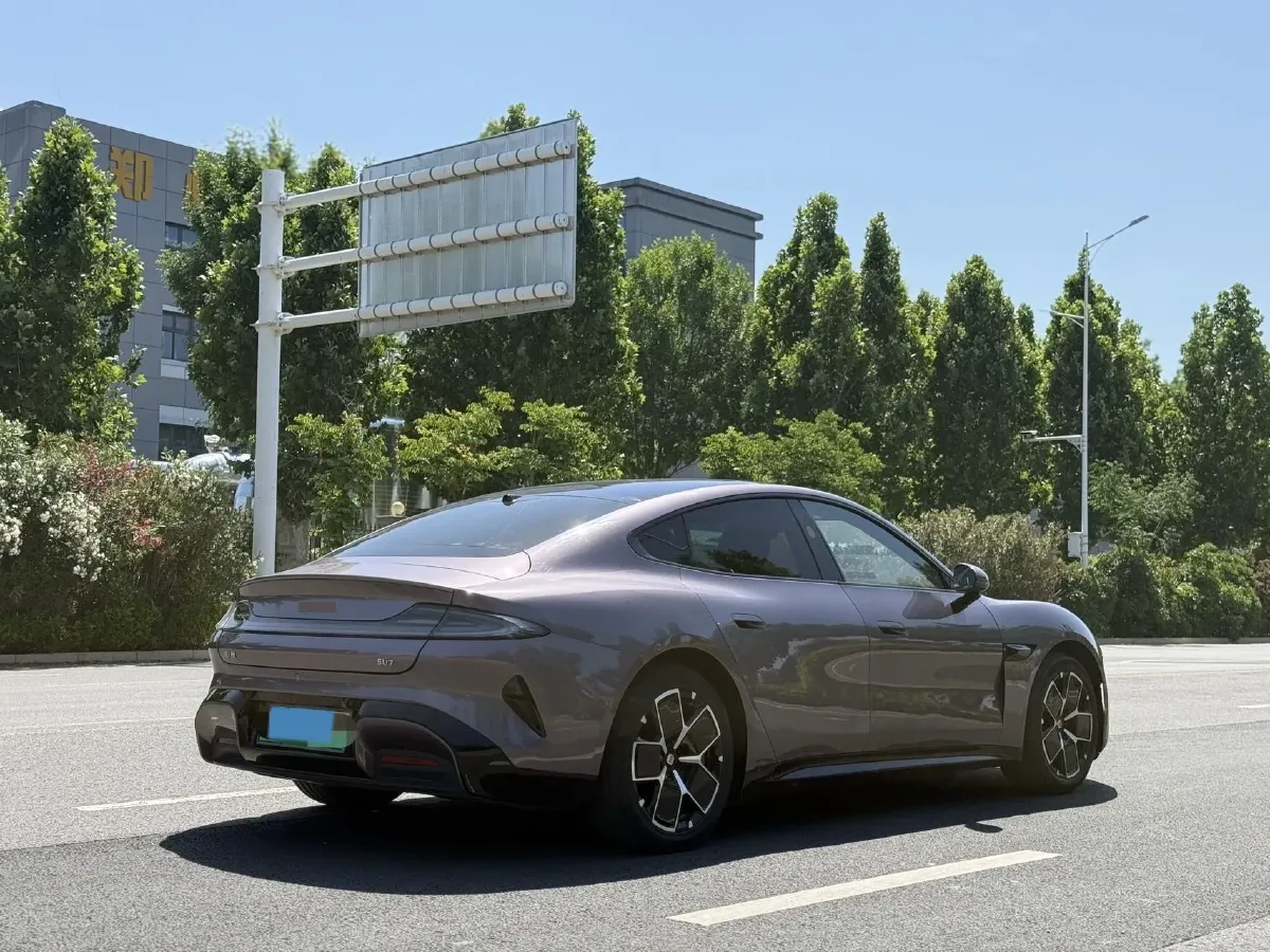 2024 MI SU7 BEV 73.6KWH,autocango,china used car exporter,china ev exporter,chinese used car exporter,chinese used ev exporter