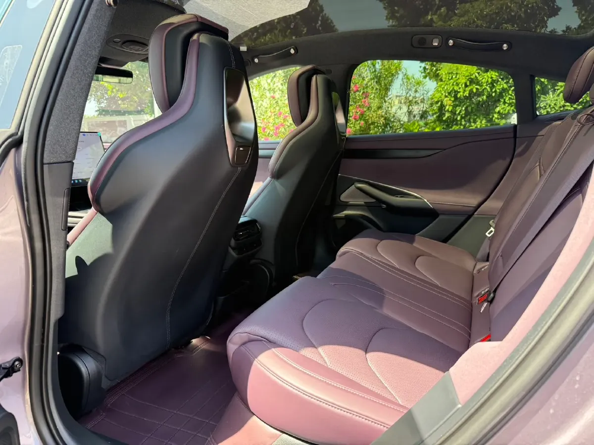 2024 MI SU7 BEV 73.6KWH,autocango,china used car exporter,china ev exporter,chinese used car exporter,chinese used ev exporter