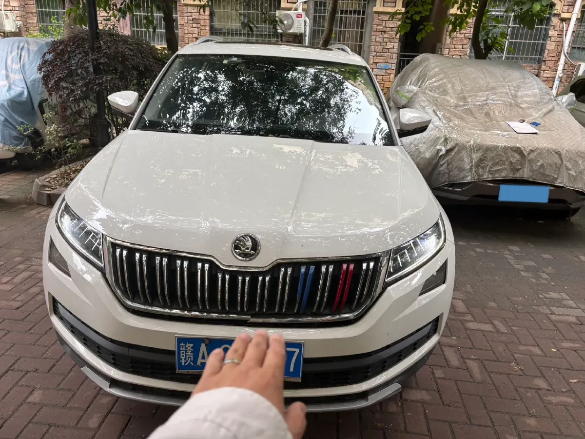 2018 Skoda Kodiak 2.0T 186HP L4 7DCT,autocango,china used car exporter,china ev exporter,chinese used car exporter,chinese used ev exporter