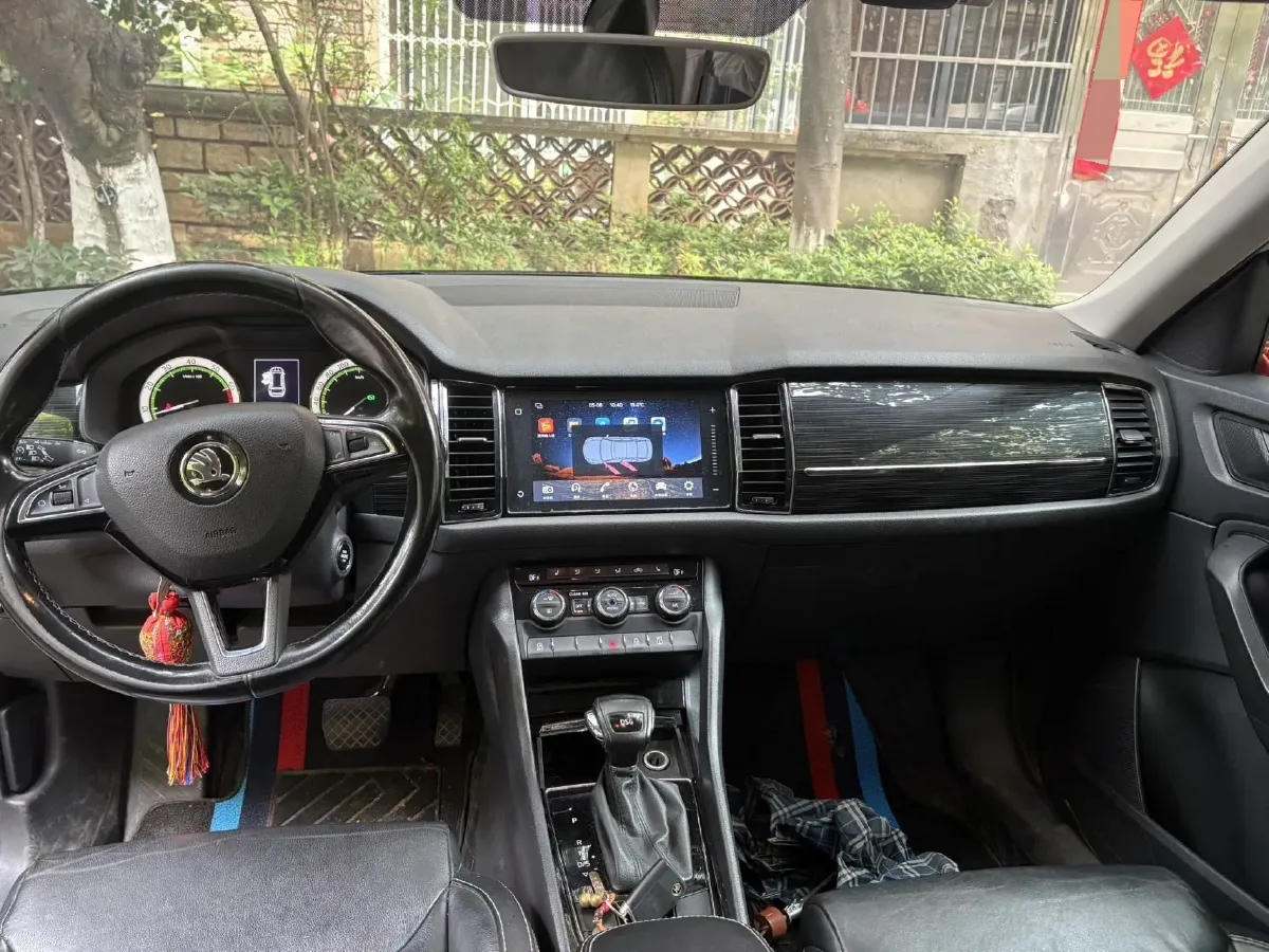 2018 Skoda Kodiak 2.0T 186HP L4 7DCT,autocango,china used car exporter,china ev exporter,chinese used car exporter,chinese used ev exporter