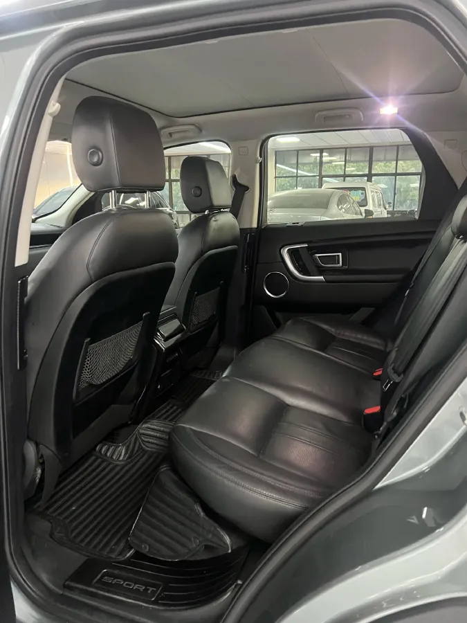 2018 Land Rover Discovery Sport 2.0T 241HP L4 9AT,autocango,china used car exporter,china ev exporter,chinese used car exporter,chinese used ev exporter