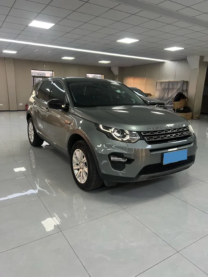 2018 Land Rover Discovery Sport 2.0T 241HP L4 9AT,autocango,china used car exporter,china ev exporter,chinese used car exporter,chinese used ev exporter