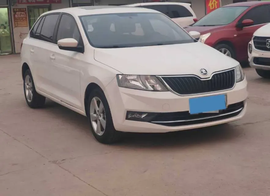 2019 Skoda Rapid Spaceback 1.5L 112HP L4 6AT,autocango,china used car exporter,china ev exporter,chinese used car exporter,chinese used ev exporter