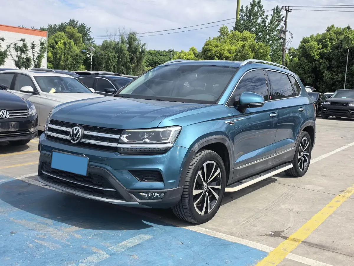2019 Jeep Compass 1.3T 173HP L4 9AT,autocango,china used car exporter,china ev exporter,chinese used car exporter,chinese used ev exporter