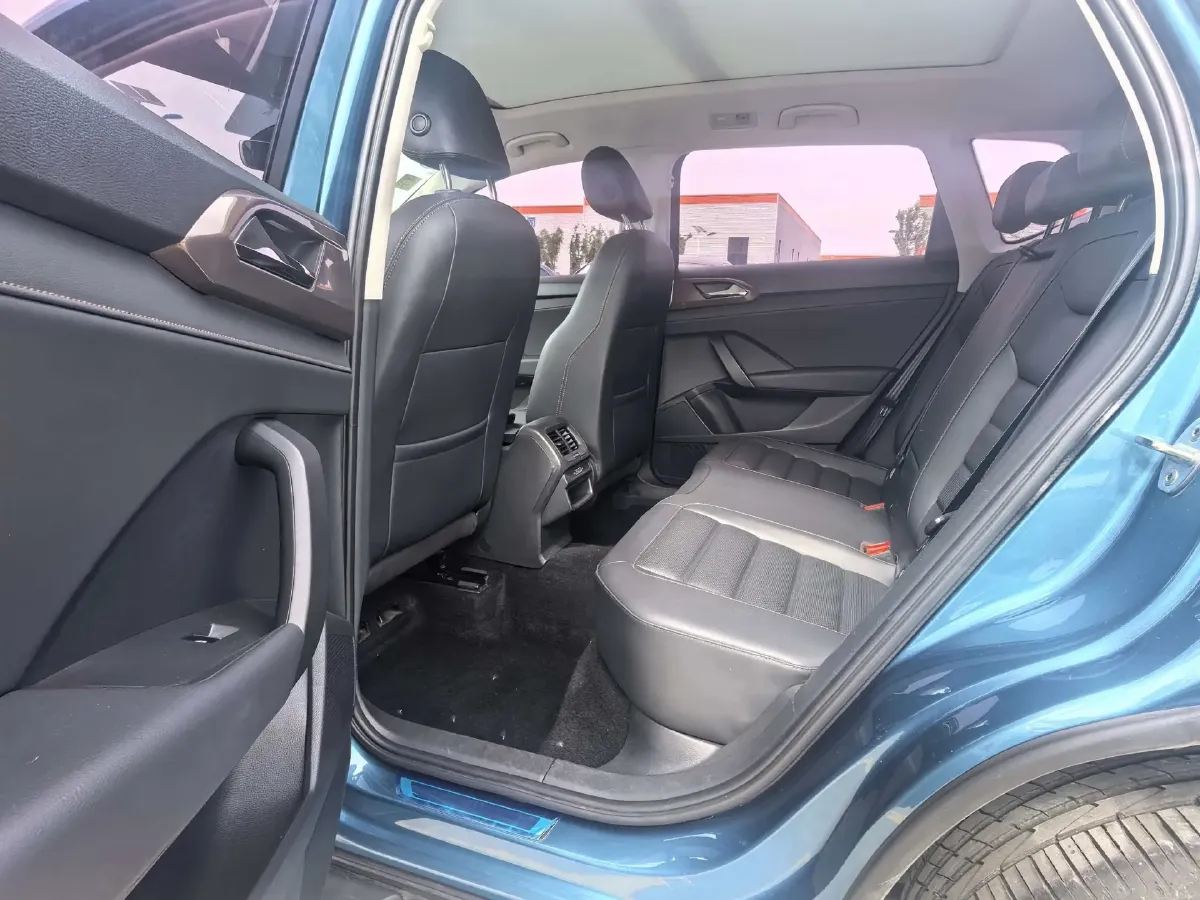 2019 Jeep Compass 1.3T 173HP L4 9AT,autocango,china used car exporter,china ev exporter,chinese used car exporter,chinese used ev exporter