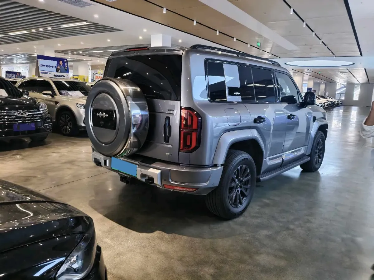2025 FangChengBao Bao 5 1.5T 194HP L4 E-CVT PHEV 31.8KWH,autocango,china used car exporter,china ev exporter,chinese used car exporter,chinese used ev exporter