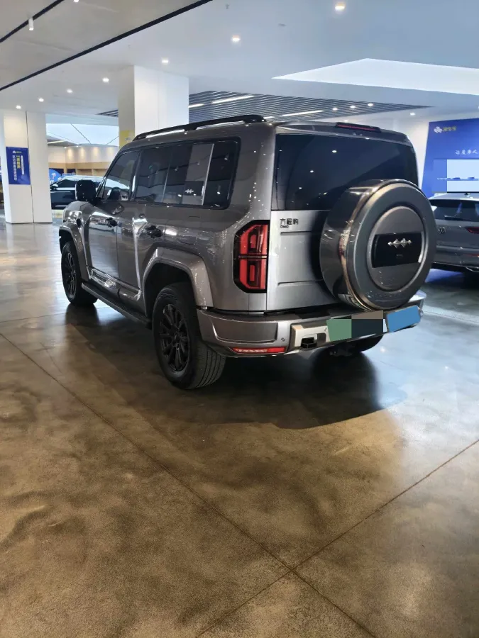 2025 FangChengBao Bao 5 1.5T 194HP L4 E-CVT PHEV 31.8KWH,autocango,china used car exporter,china ev exporter,chinese used car exporter,chinese used ev exporter