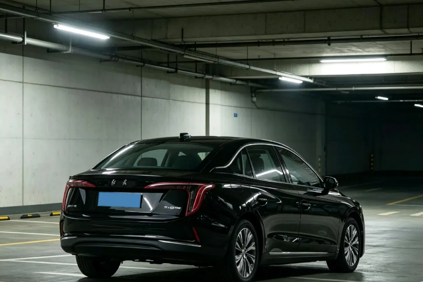 2022 HongQi E-QM5 BEV 54KWH,autocango,china used car exporter,china ev exporter,chinese used car exporter,chinese used ev exporter