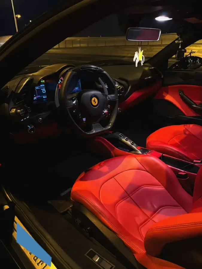 2015 Ferrari 488 3.9T 670HP V8 7DCT,autocango,china used car exporter,china ev exporter,chinese used car exporter,chinese used ev exporter