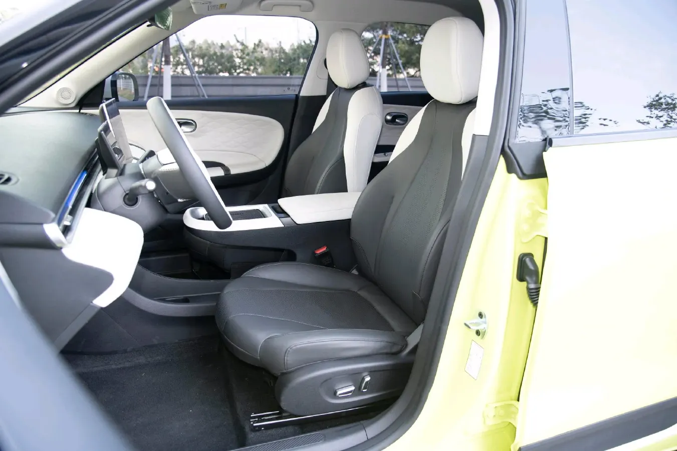 2024 DongFeng eπ 01 BEV 31.45KWH,autocango,china used car exporter,china ev exporter,chinese used car exporter,chinese used ev exporter