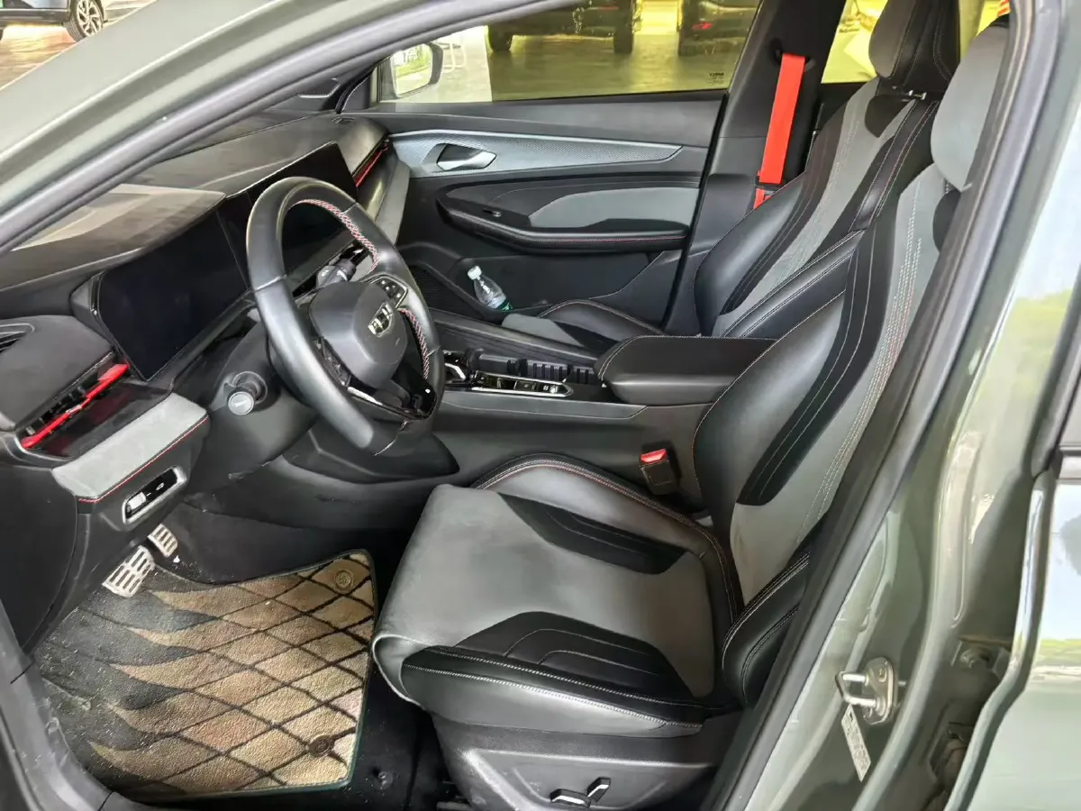 2022 Geely Binray 1.5T 181HP L4 7DCT,autocango,china used car exporter,china ev exporter,chinese used car exporter,chinese used ev exporter