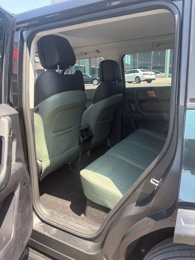 2024 Dongfeng RuiQi 7 2.0T 228HP L4 8AT,autocango,china used car exporter,china ev exporter,chinese used car exporter,chinese used ev exporter