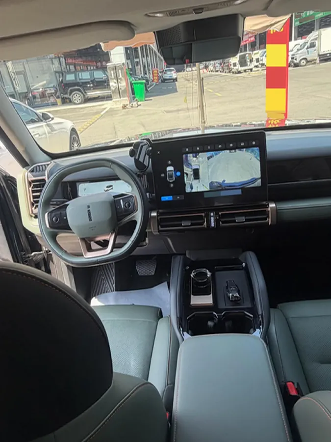 2024 Dongfeng RuiQi 7 2.0T 228HP L4 8AT,autocango,china used car exporter,china ev exporter,chinese used car exporter,chinese used ev exporter