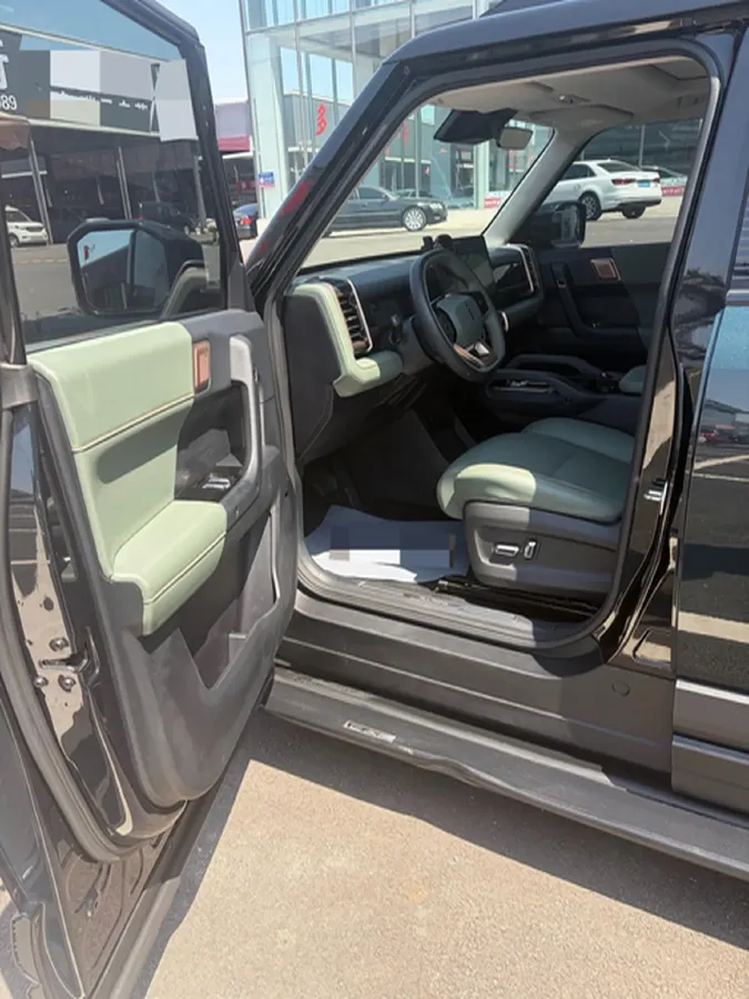 2024 Dongfeng RuiQi 7 2.0T 228HP L4 8AT,autocango,china used car exporter,china ev exporter,chinese used car exporter,chinese used ev exporter