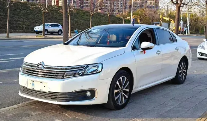 2017 Citroen C6 1.8T 204HP L4 6AT,autocango,china used car exporter,china ev exporter,chinese used car exporter,chinese used ev exporter