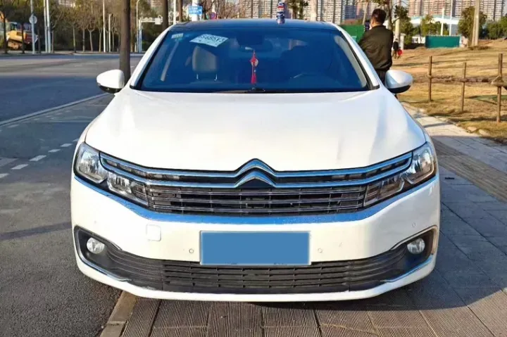2017 Citroen C6 1.8T 204HP L4 6AT,autocango,china used car exporter,china ev exporter,chinese used car exporter,chinese used ev exporter