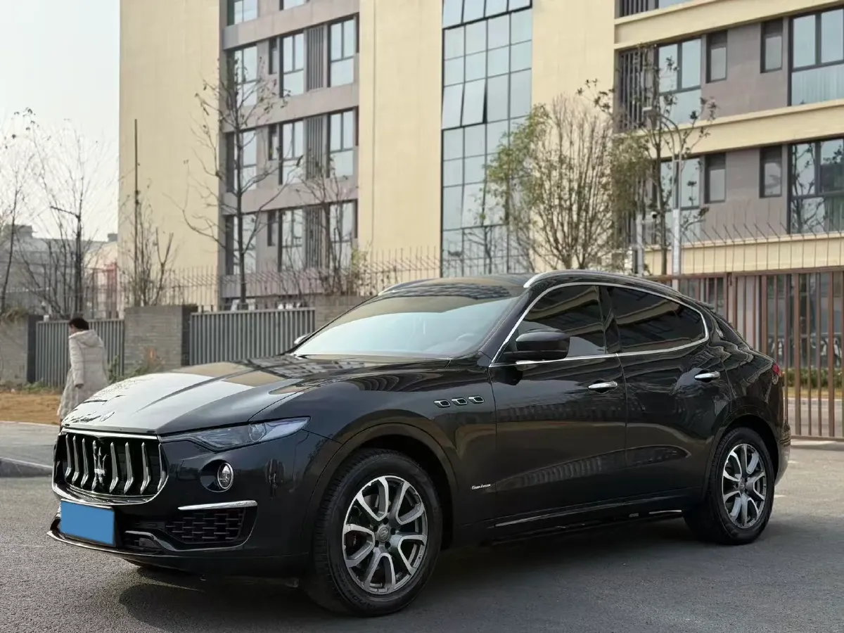2019 Maserati Levante 3.0T 350HP V6 8AT,autocango,china used car exporter,china ev exporter,chinese used car exporter,chinese used ev exporter