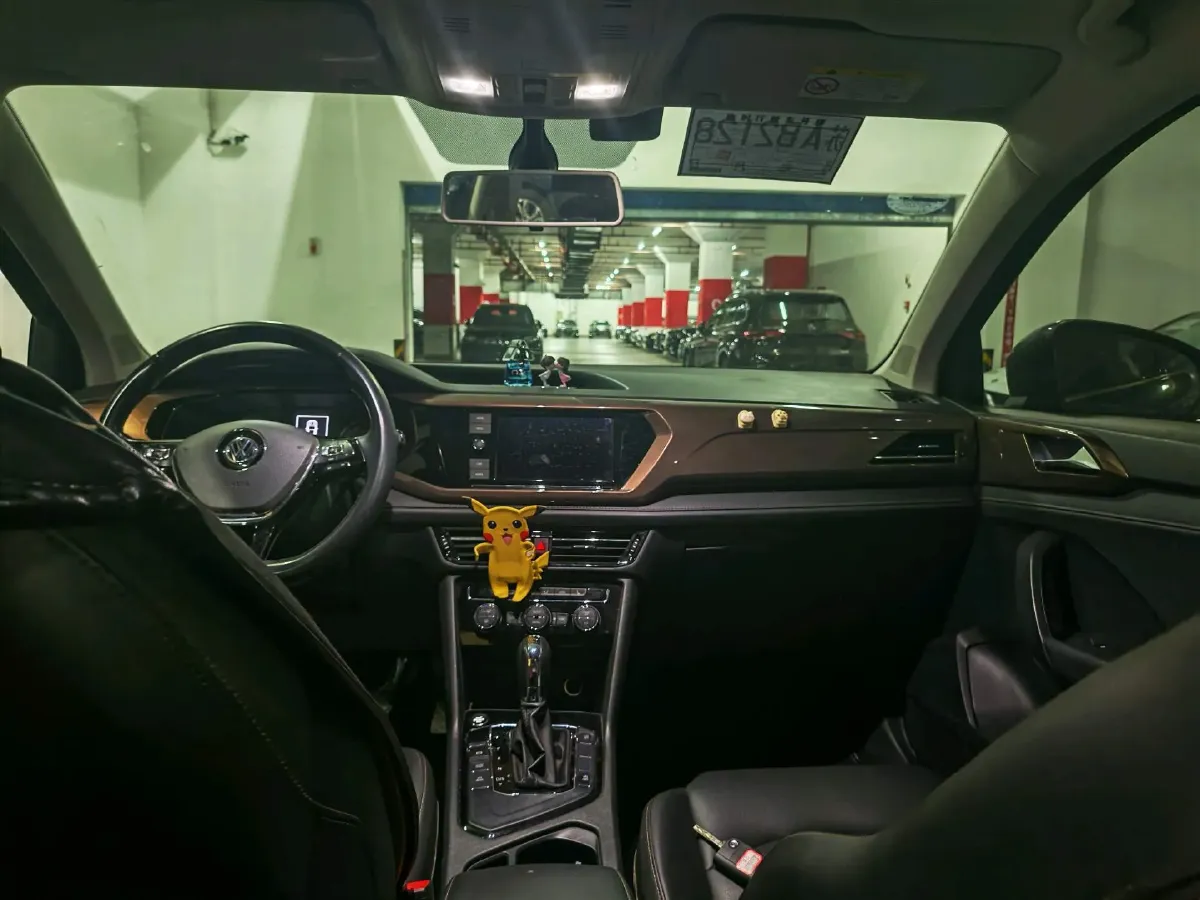 2019 MINI MINI 1.5T 102HP L3 7DCT,autocango,china used car exporter,china ev exporter,chinese used car exporter,chinese used ev exporter
