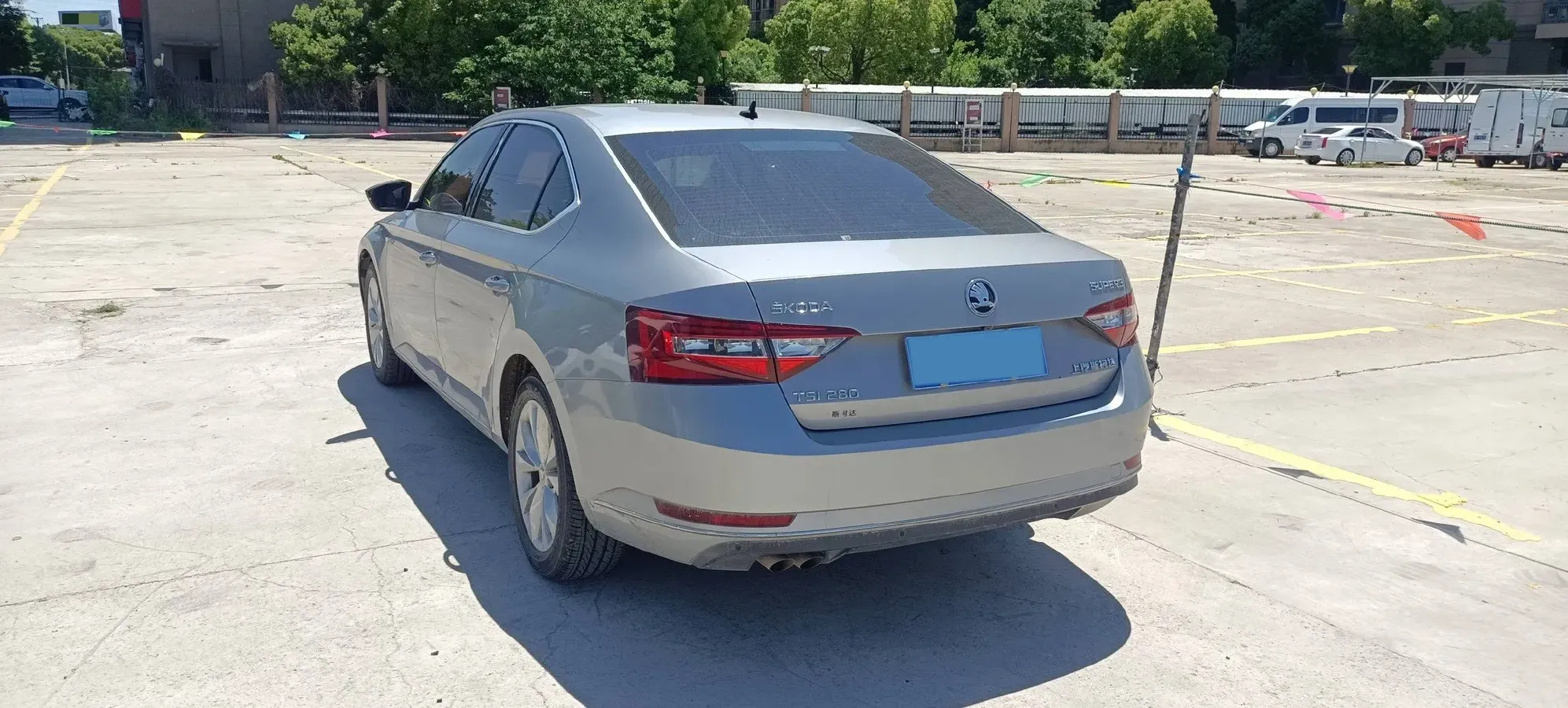 2018 Skoda Superb 1.8T 180HP L4 7DCT,autocango,china used car exporter,china ev exporter,chinese used car exporter,chinese used ev exporter