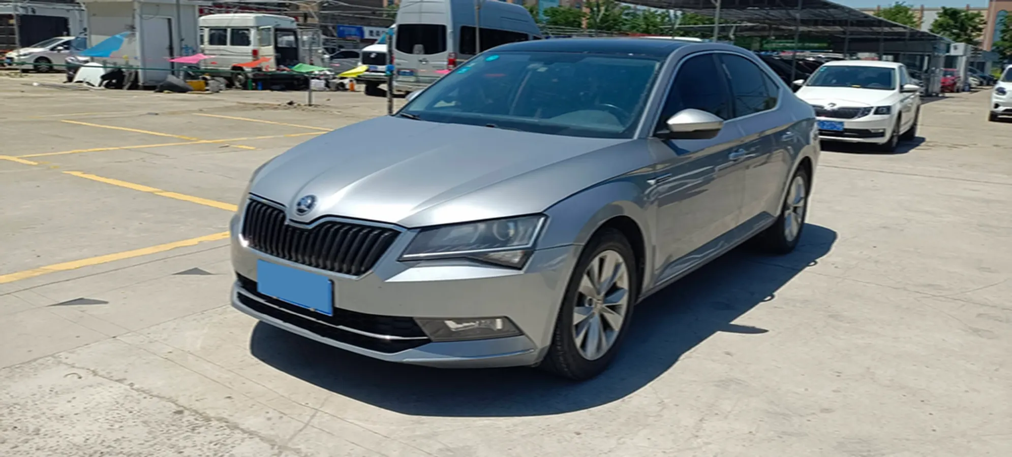 2018 Skoda Superb 1.8T 180HP L4 7DCT,autocango,china used car exporter,china ev exporter,chinese used car exporter,chinese used ev exporter
