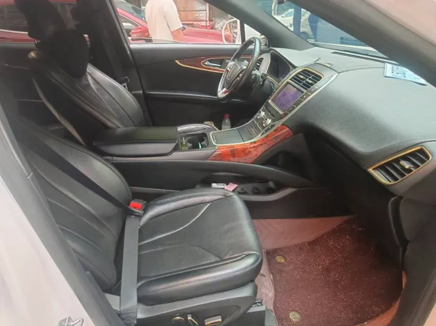 2019 Lincoln Nautilus 2.0T 235HP L4 8AT,autocango,china used car exporter,china ev exporter,chinese used car exporter,chinese used ev exporter