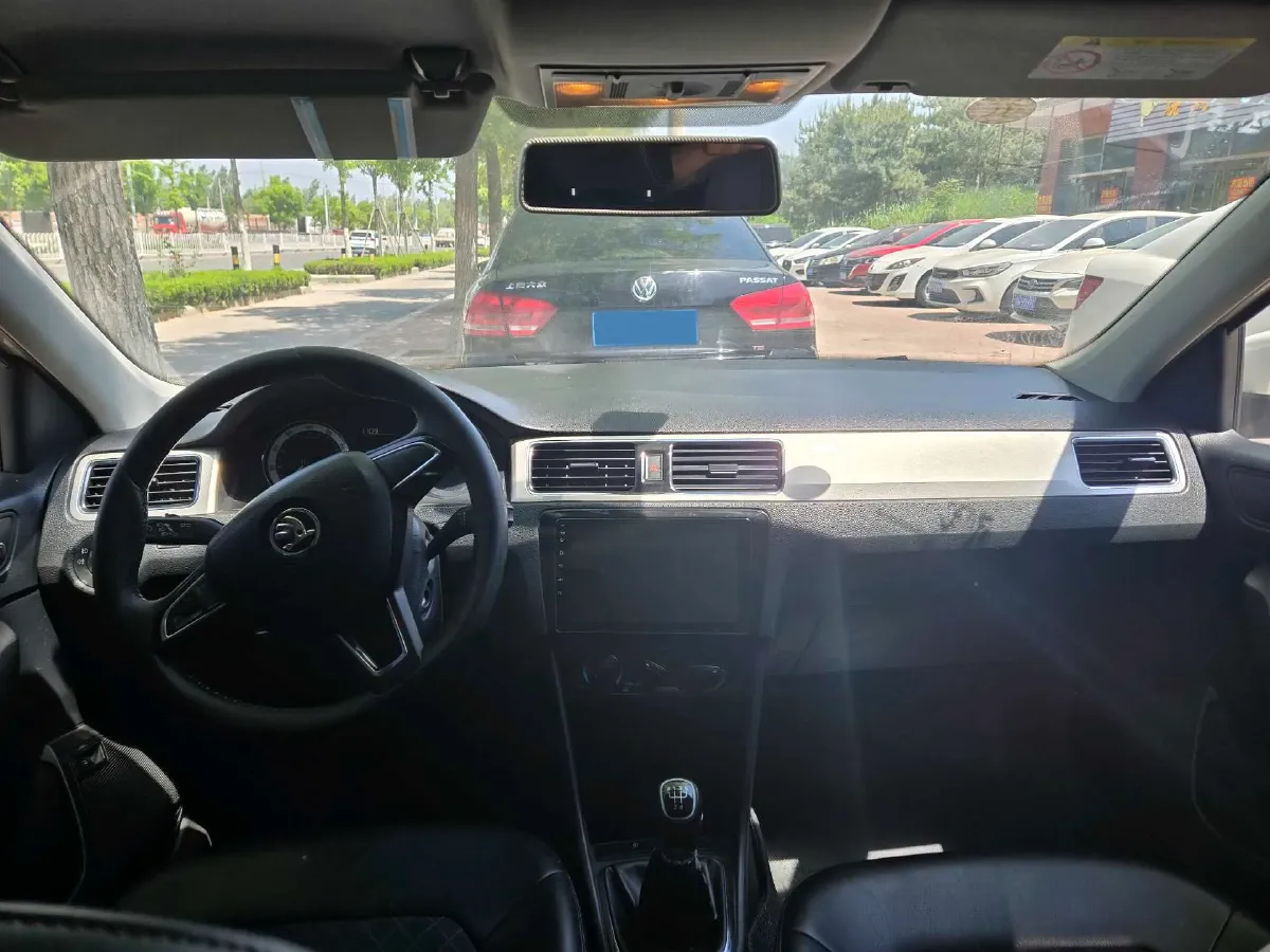 2019 SWM G01 1.5T 156HP L4 6AT,autocango,china used car exporter,china ev exporter,chinese used car exporter,chinese used ev exporter