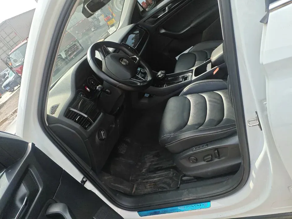 2019 Skoda Superb 2.0T 220HP L4 7DCT,autocango,china used car exporter,china ev exporter,chinese used car exporter,chinese used ev exporter