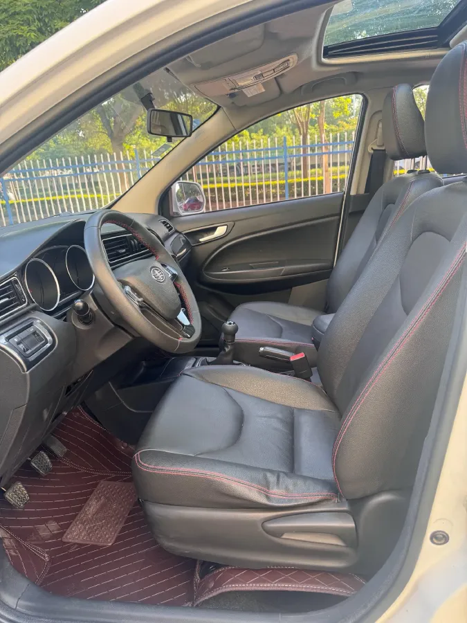 2016 FAW Jumpal D60 1.5L 102HP L4 5MT,autocango,china used car exporter,china ev exporter,chinese used car exporter,chinese used ev exporter