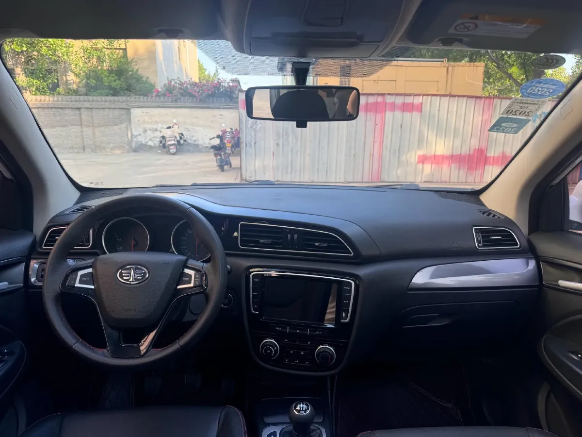 2016 FAW Jumpal D60 1.5L 102HP L4 5MT,autocango,china used car exporter,china ev exporter,chinese used car exporter,chinese used ev exporter