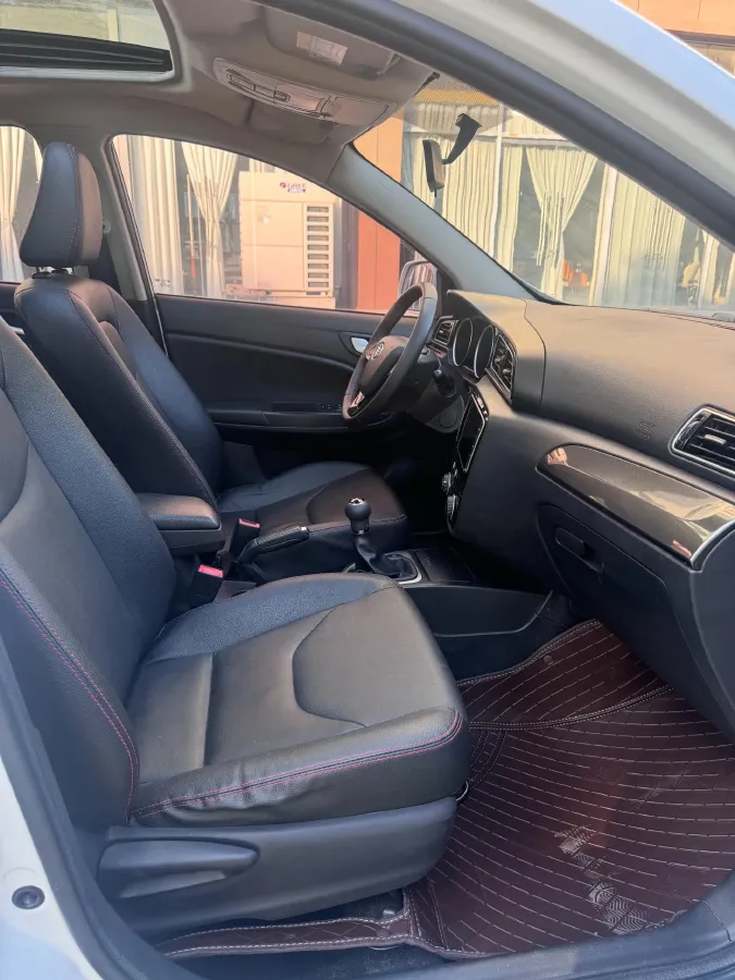 2016 FAW Jumpal D60 1.5L 102HP L4 5MT,autocango,china used car exporter,china ev exporter,chinese used car exporter,chinese used ev exporter