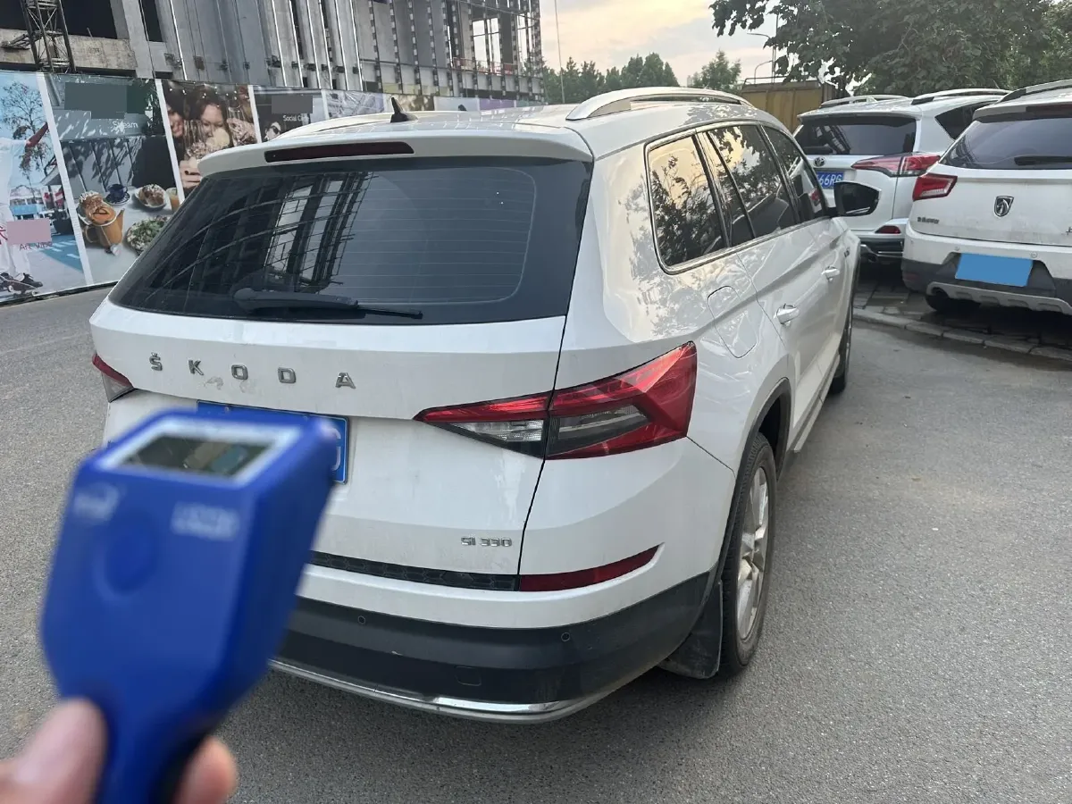 2021 Skoda Kodiak 2.0T 186HP L4 7DCT,autocango,china used car exporter,china ev exporter,chinese used car exporter,chinese used ev exporter
